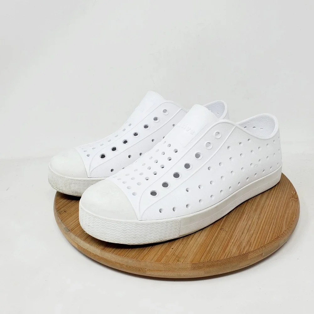 Native Jefferson Shoes Big Kids 3 Girls Boys White Slip On Sandal Play School J3